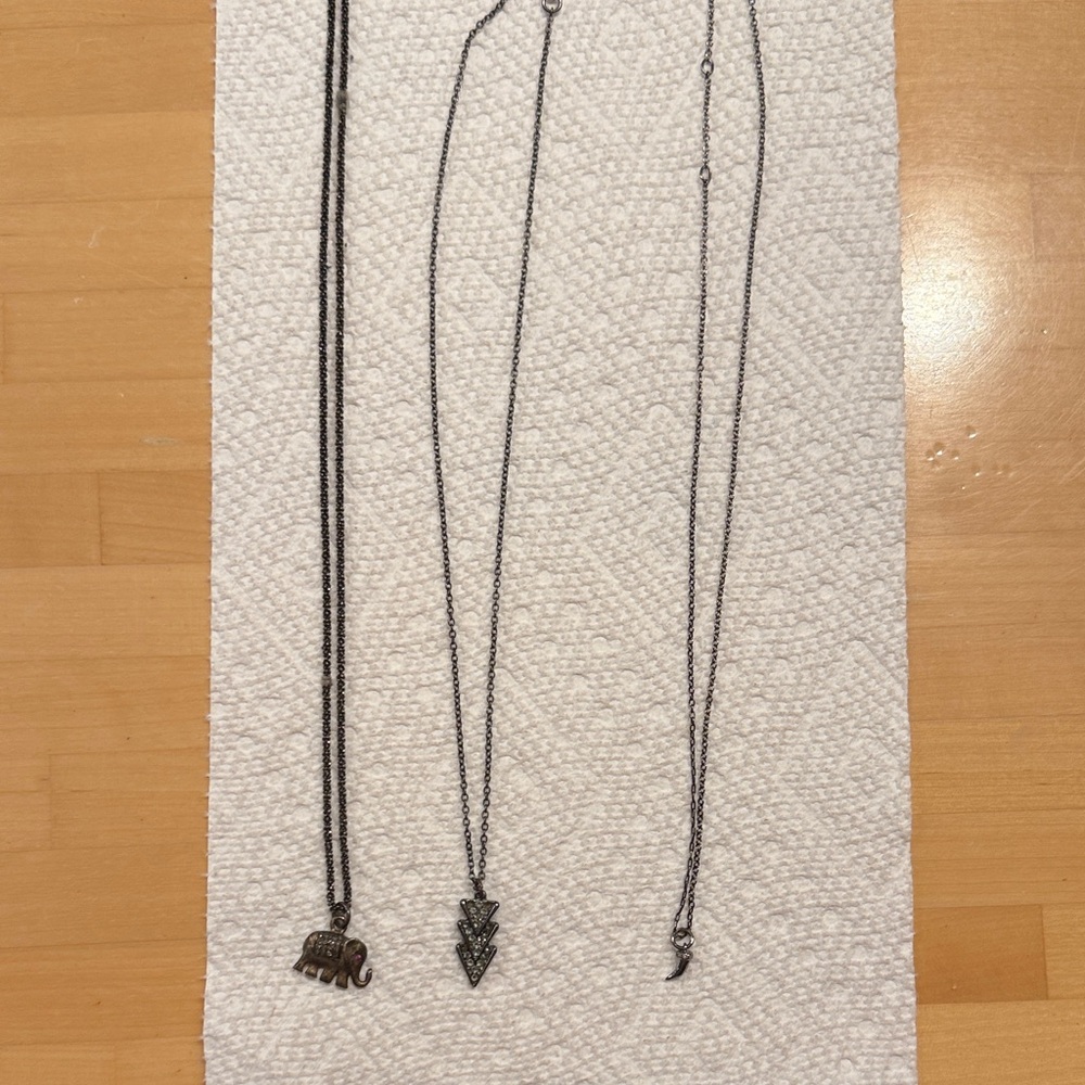 Black Silver Pendant Necklaces Set